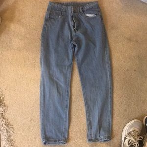 Cute and Simple Mom Jeans
